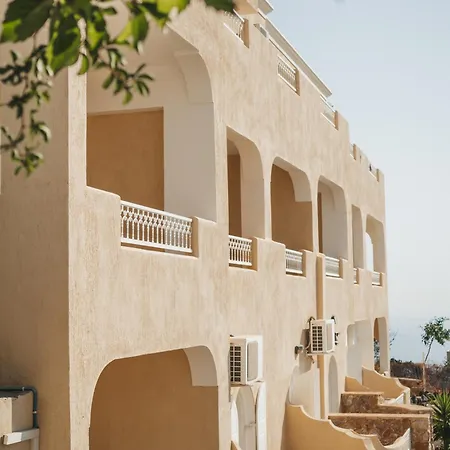 Daire Armani Suites *