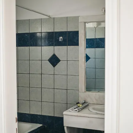 Armani Suites Daire